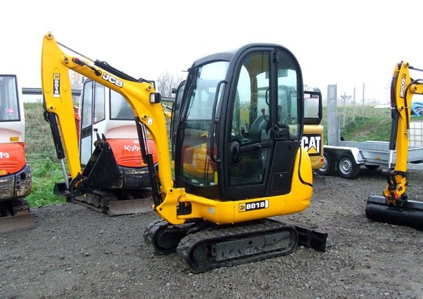 Minikoparka JCB 8018  rok 2011. — zdjęcie 1
