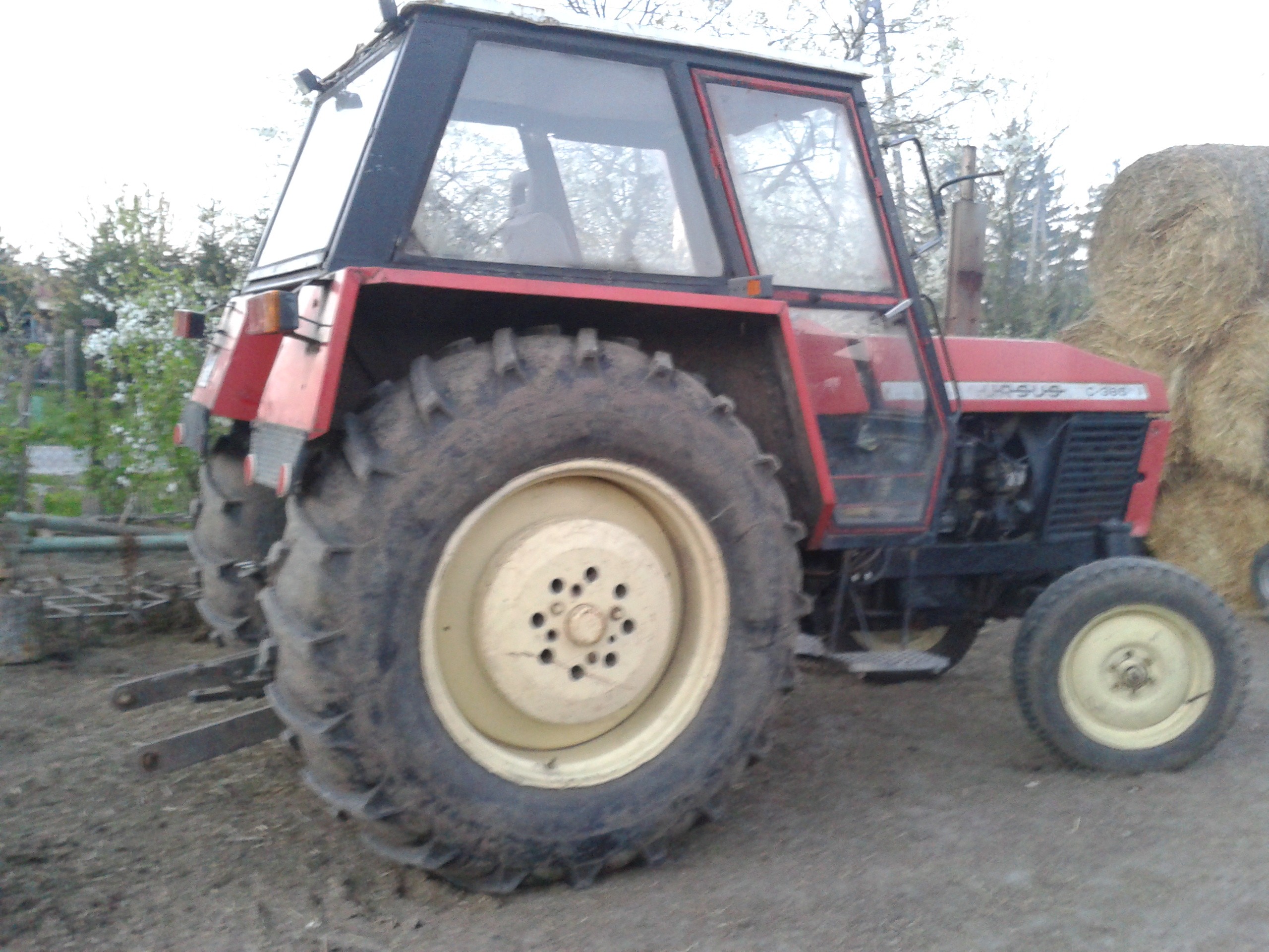 Sprzedam ursus c-385 — zdjęcie 1
