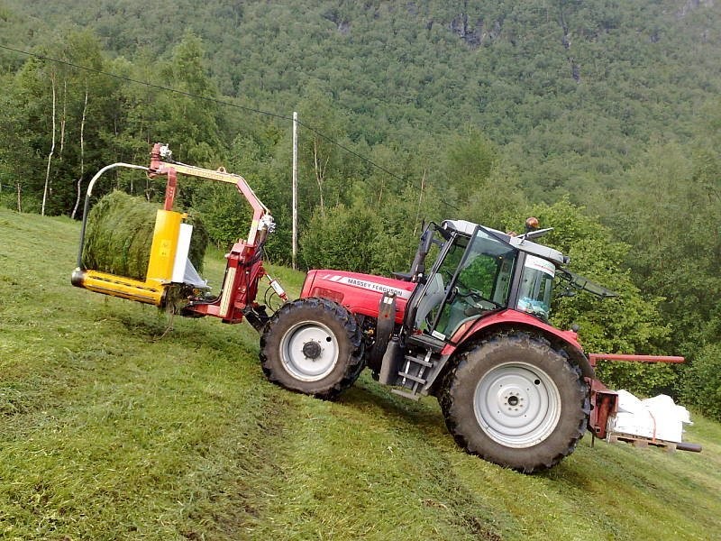 Massey Ferguson 6470 Dyna 6