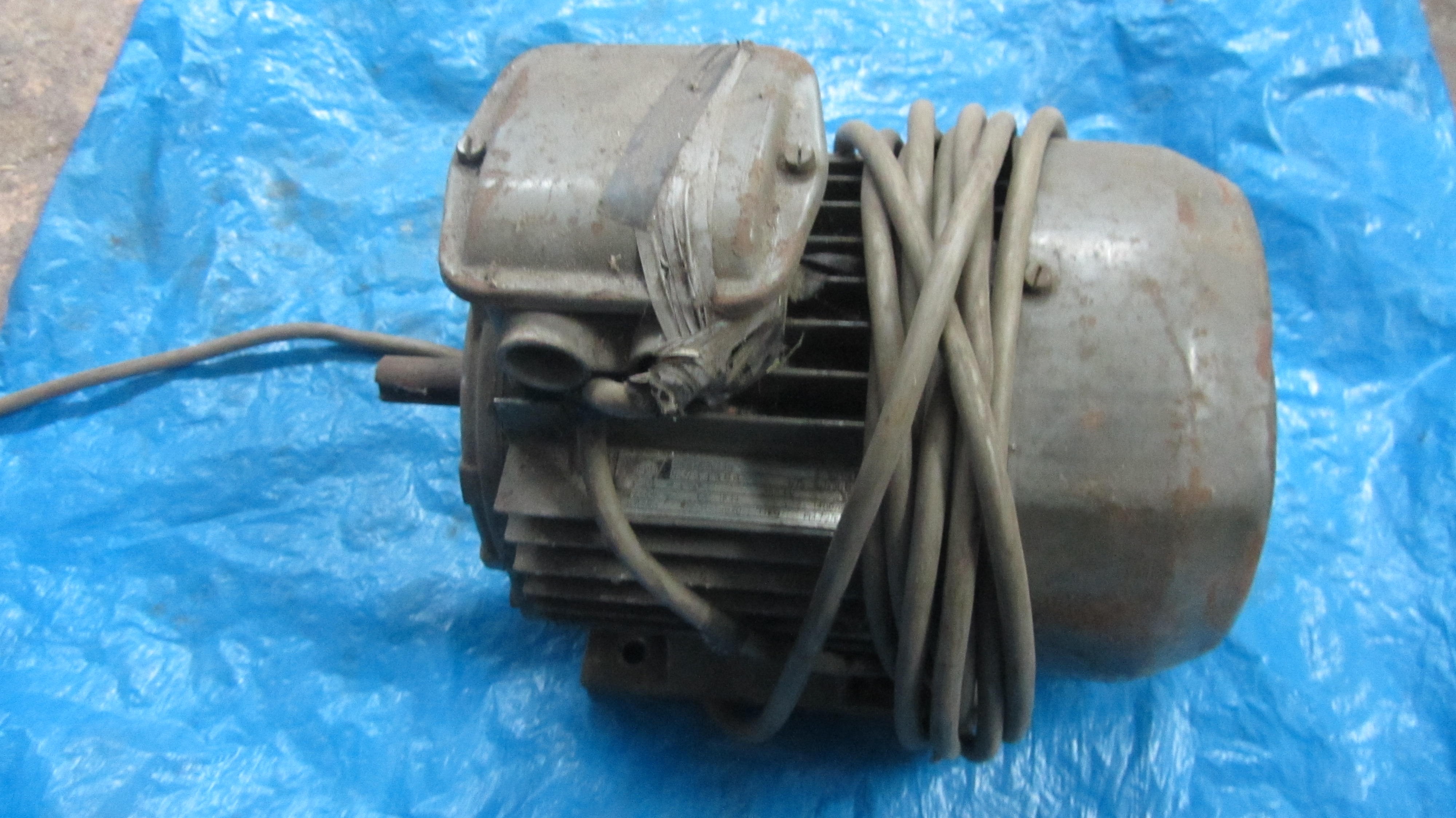 Silnik elektryczny 0,8 kW