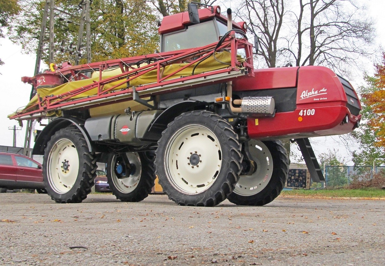 OPRYSKIWACZ HARDI 4100 TWIN FORCE - 40 KM/H - 27 M - 2006 ROK — zdjęcie 3
