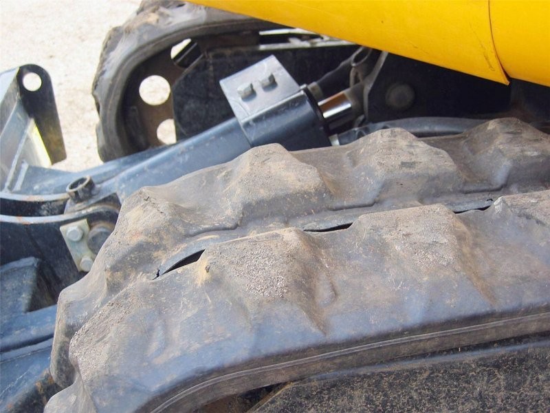 JCB 8015 - 5.200 Euro — zdjęcie 1