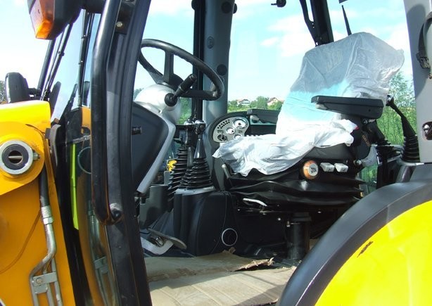 JCB 3CX Contractor z roku 2009- gotowa do pracy — zdjęcie 3