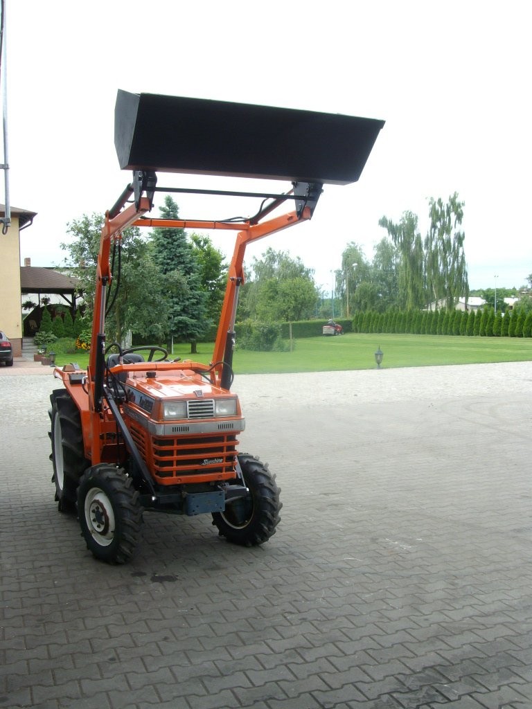Kubota L1-225 Sunshine z ładowaczem - 1998 — zdjęcie 3