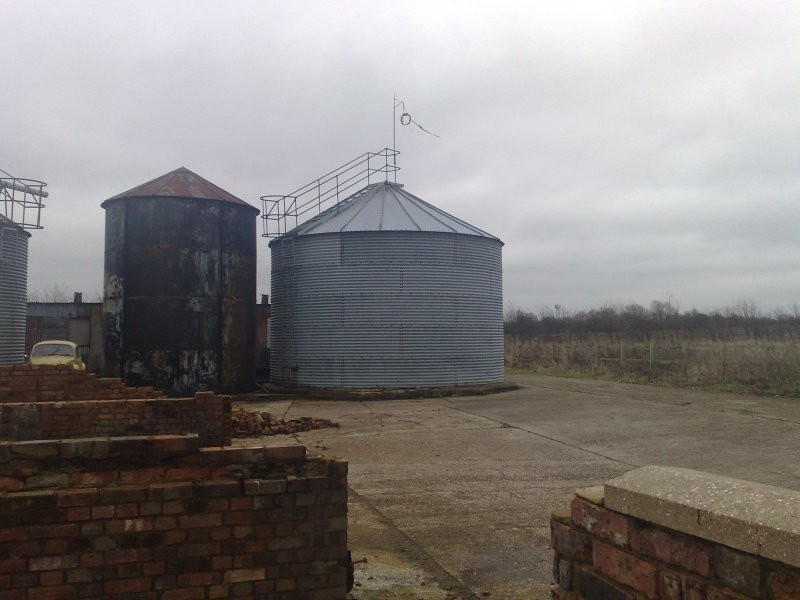SILOS ZBOZOWY , ZBIORNIK NA ZBOZE , SILOS NA ZBOZE
