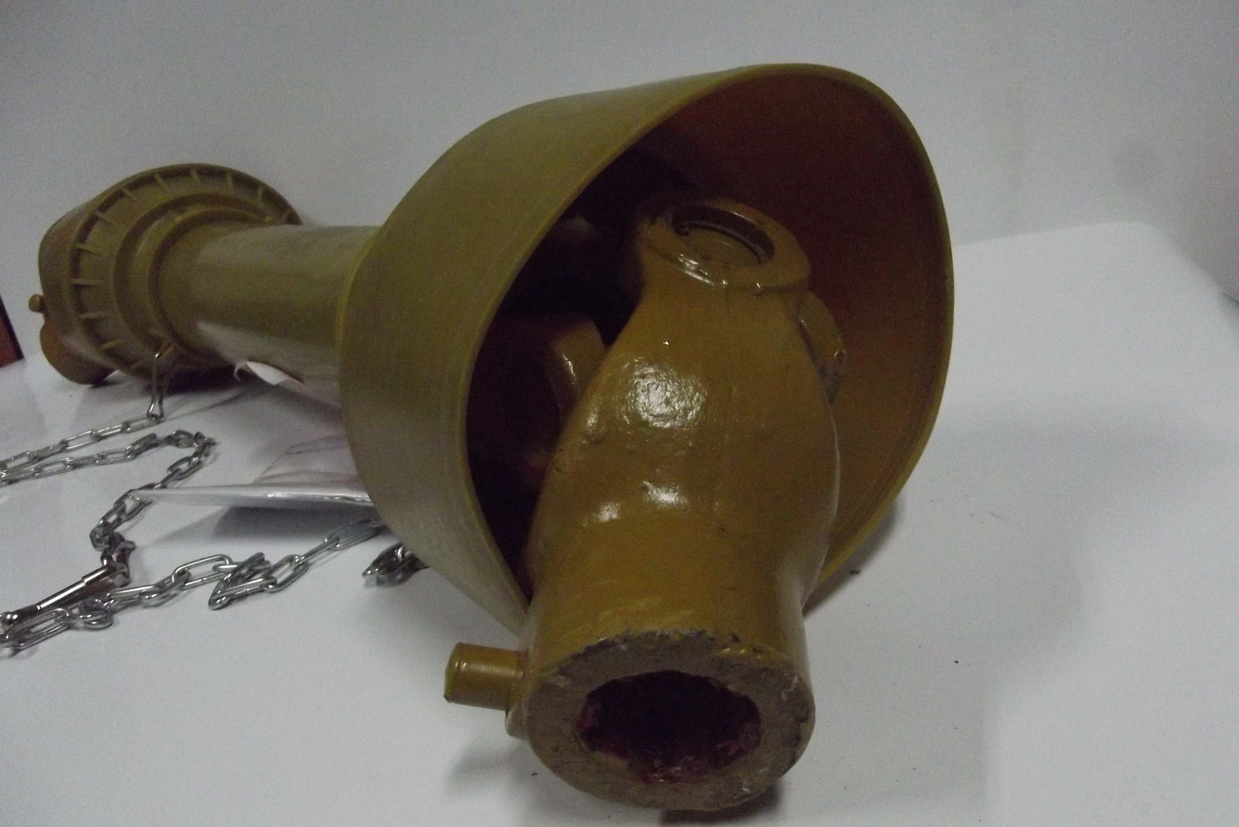 Wał odbioru mocy WOM Trójkątny L 560 mm, 482Nm, 6 wpustów — zdjęcie 3