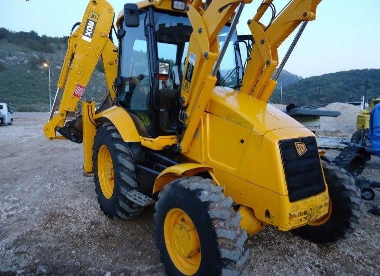 JCB 3CX Koparko ladowarki — zdjęcie 3