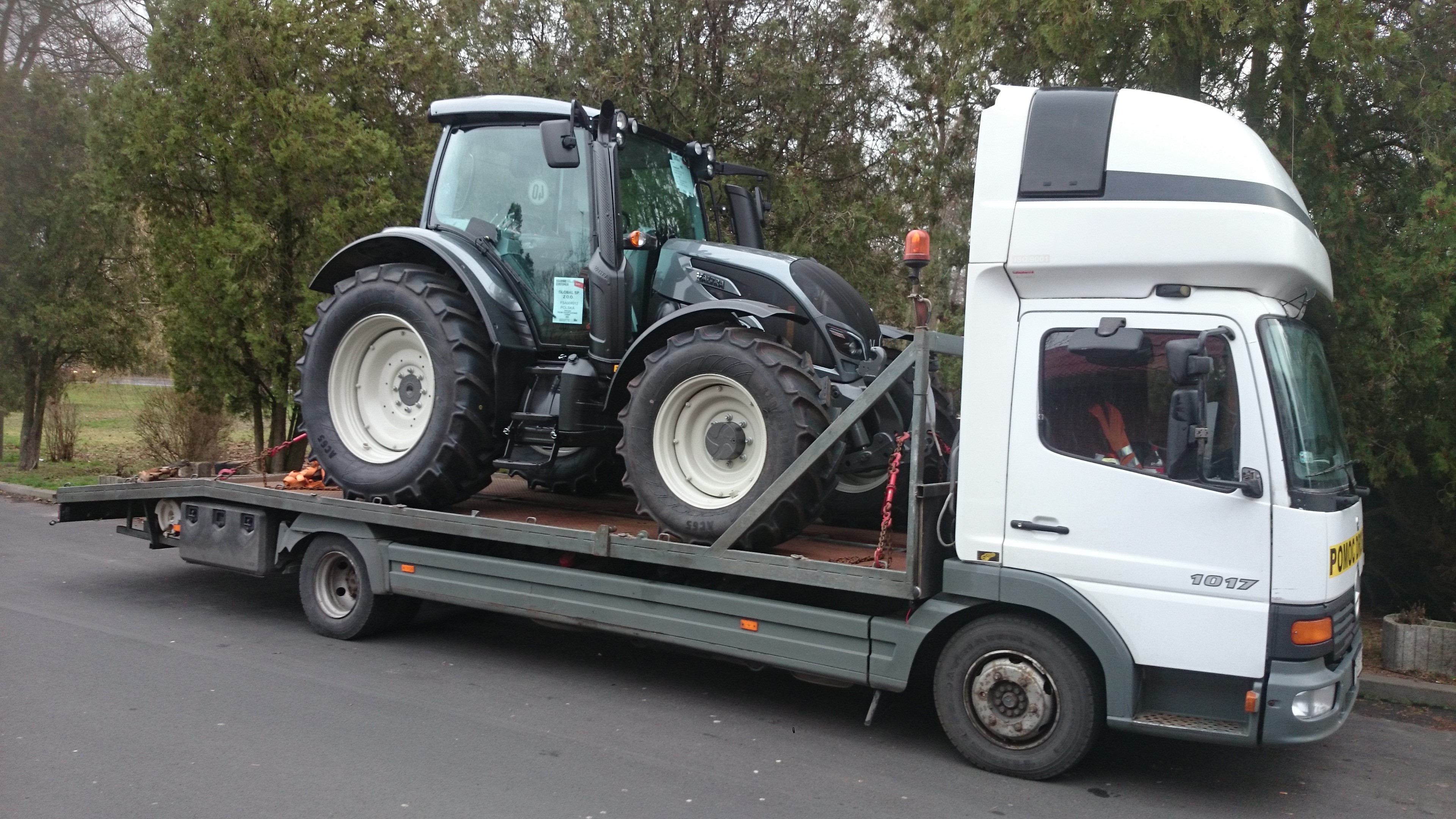 TRANSPORT CIAGNIKÓW ROLNICZYCH MASZYN DOLNOŚLASKIE — zdjęcie 1