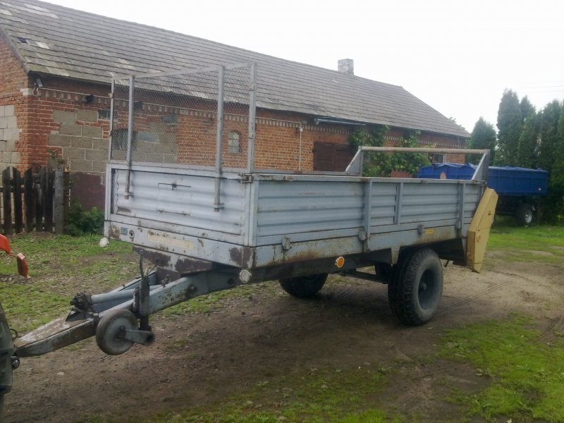 Rozrzutnik 3,5 t  oryginale — zdjęcie 1
