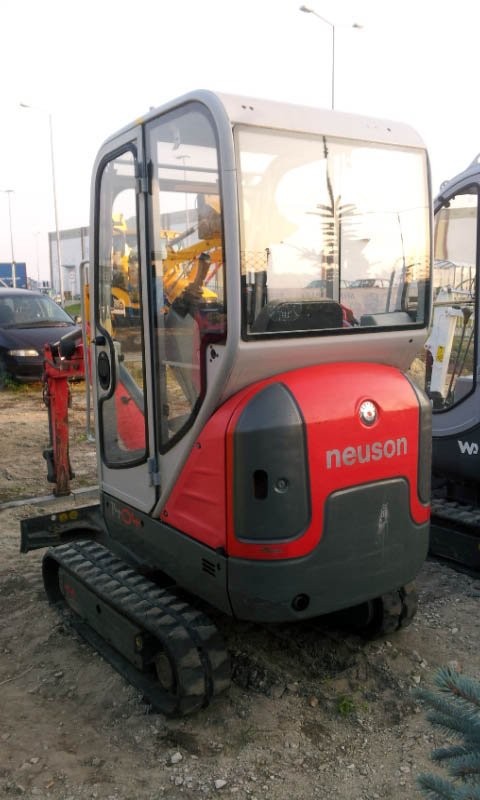 NEUSON 1404 2008 19KM 1200mth LEASING GWARANCJA — zdjęcie 1