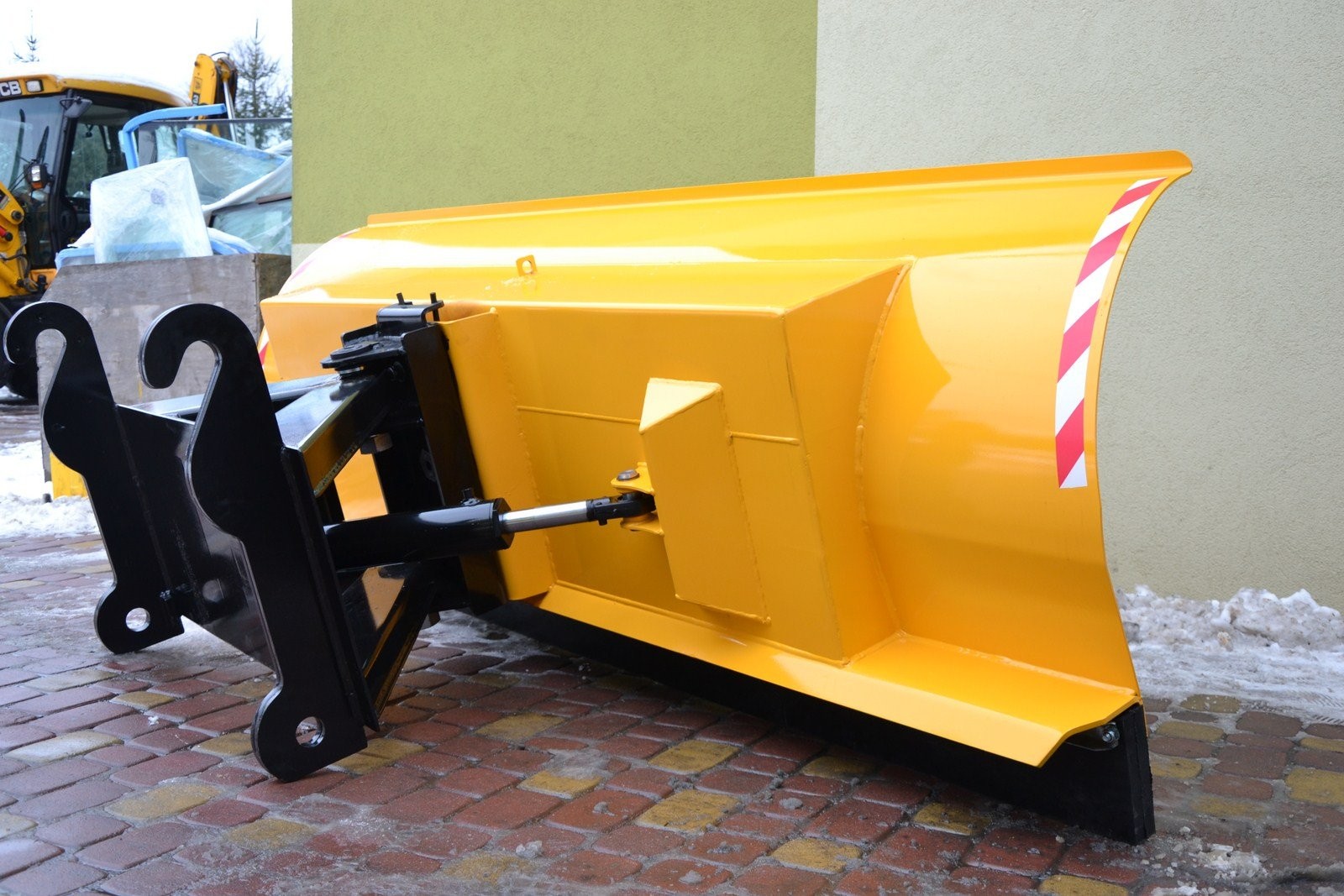 PŁUGI DO ODŚNIEŻANIA  JCB-- PRODUCENT -- WYPRZEDAŻ — zdjęcie 2