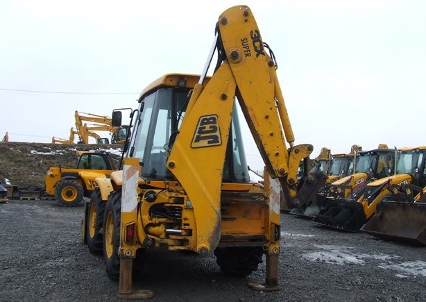 JCB 3CX Super z roku 2000. — zdjęcie 2