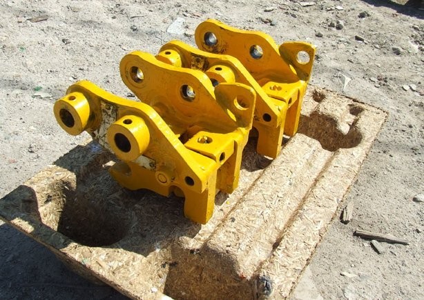 SZYBKOZŁĄCZE minikoparka JCB, CAT — zdjęcie 1