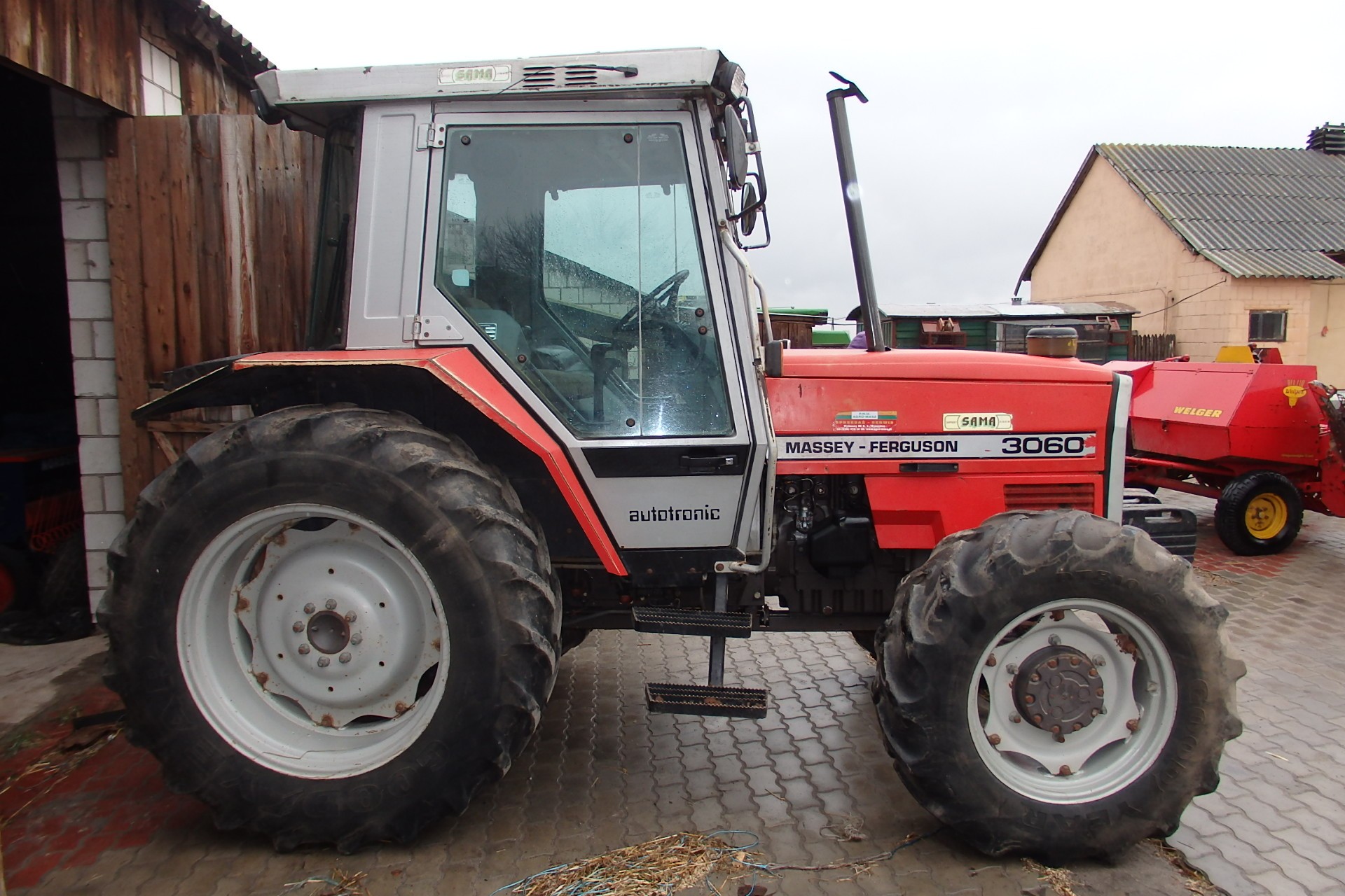 Ciągnik Rolniczy MASSEY FERGUSSON 3060 — zdjęcie 1