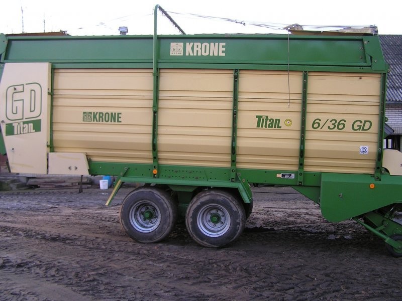 PRZYCZEPA SAMOZBIERAJACA KRONE TITAN 6/36 — zdjęcie 1