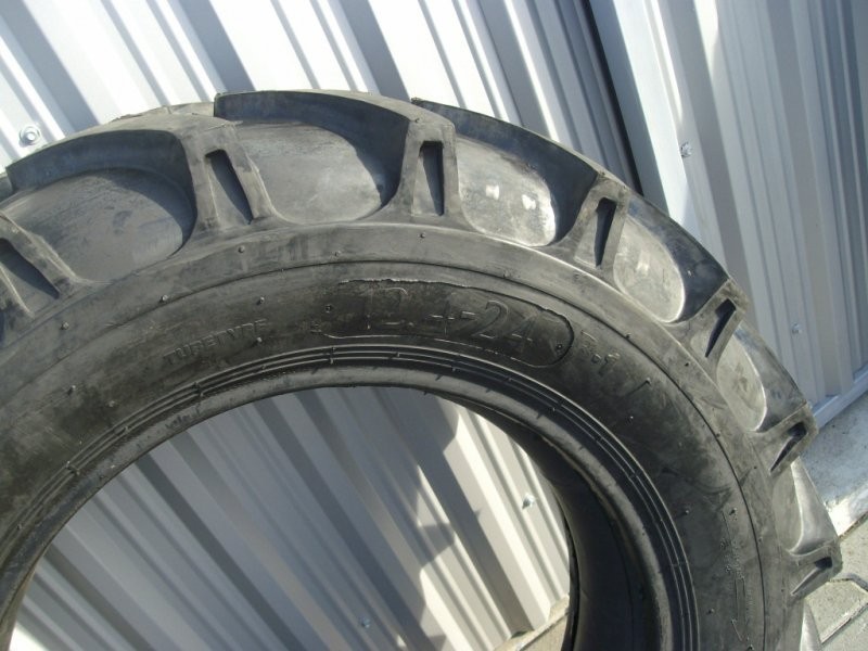 Opona rolnicza 11.2-24 dla kubota yanmar iseki — zdjęcie 3