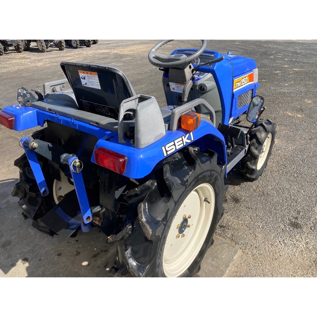 Traktor Iseki TM150 | 4x4 15KM | Mini traktor z Japonii — zdjęcie 3