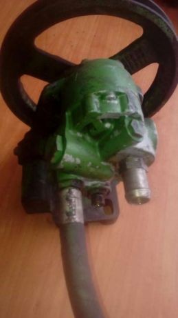 Pompa hydrauliczna John Deere 925,935,945,950,960,952,955 — zdjęcie 2