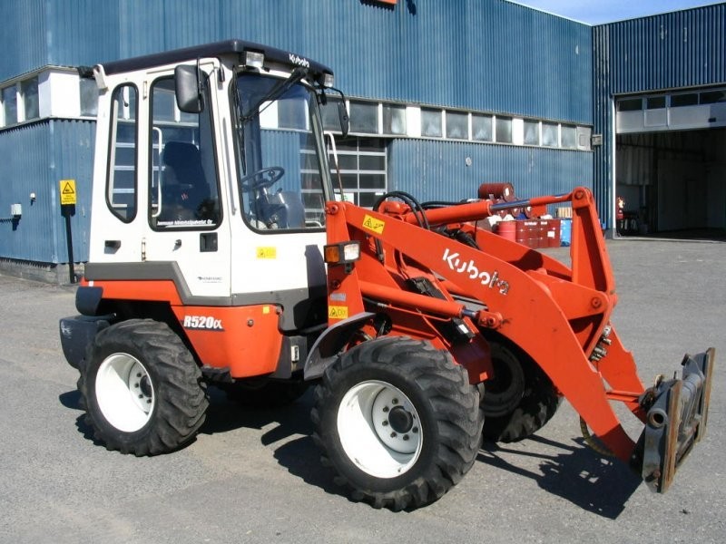 KUBOTA R-520 -  — zdjęcie 1