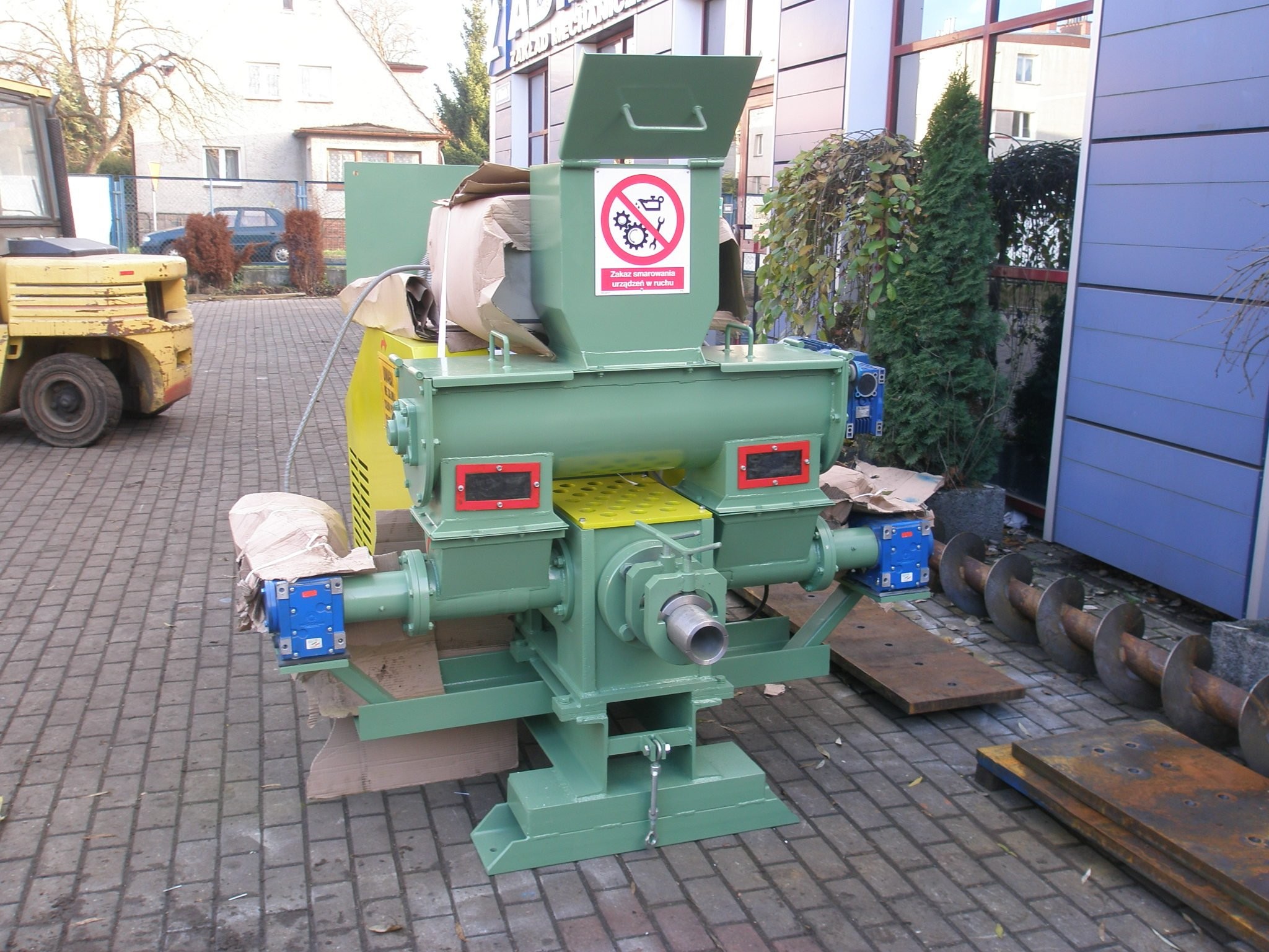 Brykieciarka mechaniczno - tłokowa typu BMT 080