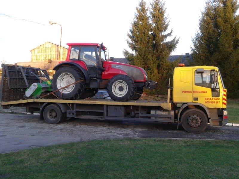 TRANSPORT CIĄGNIKÓW ROLNICZYCH POZNAN 600-960-987  — zdjęcie 1