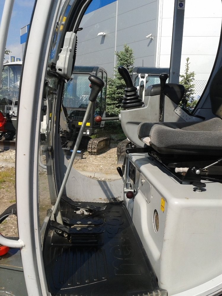 NEUSON 1503 2007 19KM 2400mth LEASING GWARANCJA — zdjęcie 4