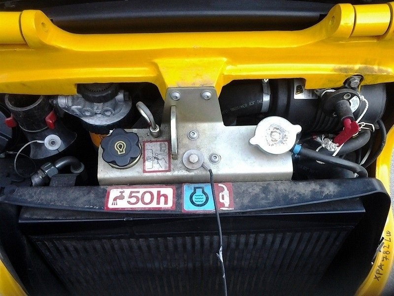 JCB 8018 Mini koparka — zdjęcie 3