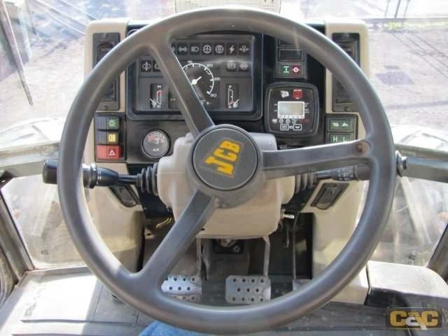 JCB FASTRAC 1135 — zdjęcie 4