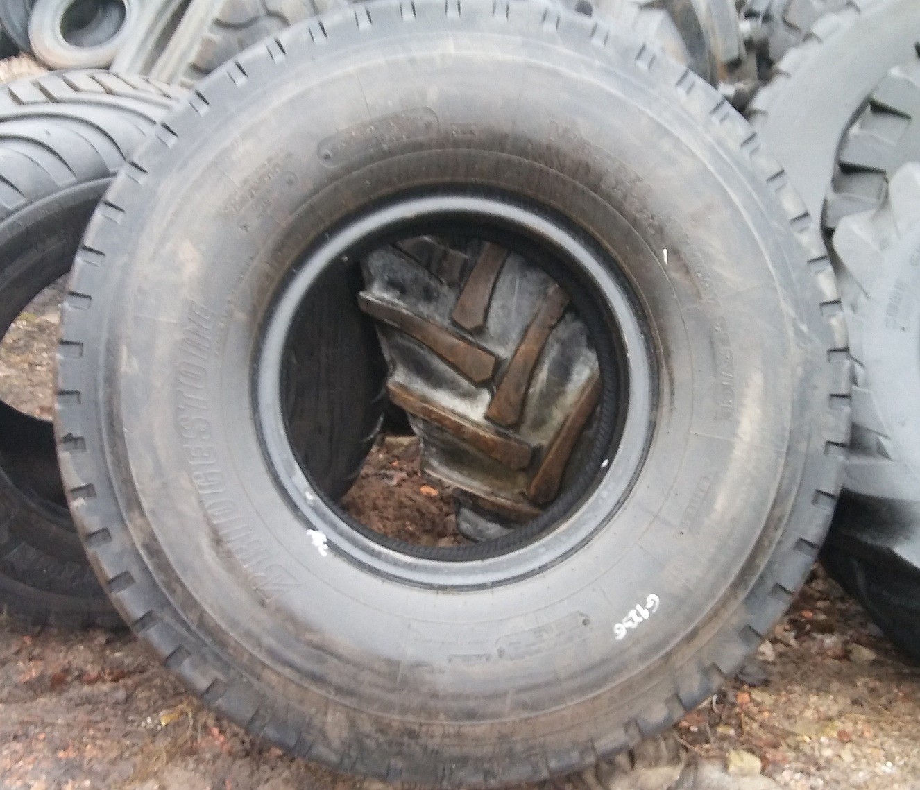 (G1236) Opona  445/95 R25, 16.00 R25 Bridgestone — zdjęcie 1