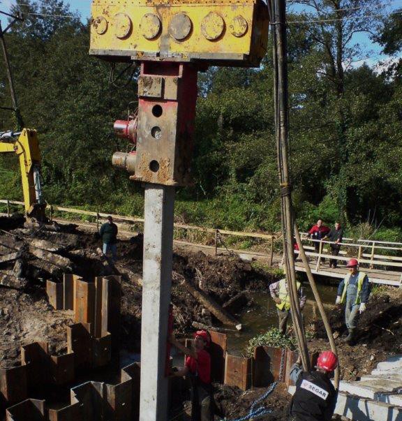 Używany zacisk do pali pełnych PVE 120T40 — zdjęcie 2