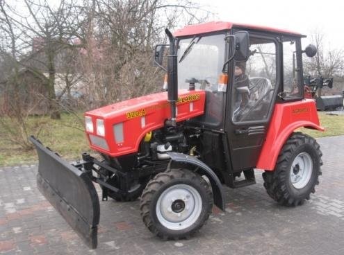 MTZ 320.4 - 2013