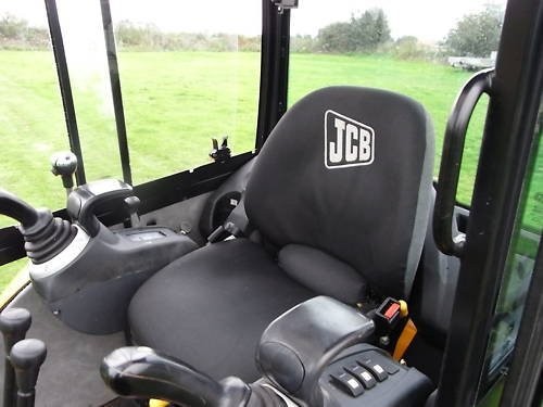 JCB 8025 ZTS Mini koparka — zdjęcie 1
