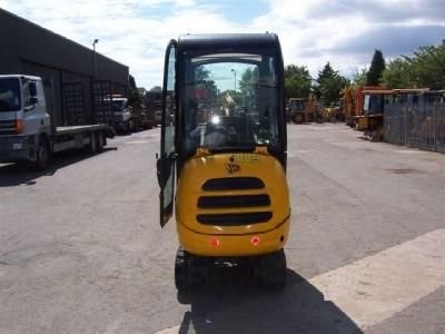 Mini koparka JCB 801,4. OSZKLONA KABINA. Stan super! TANIO. — zdjęcie 4