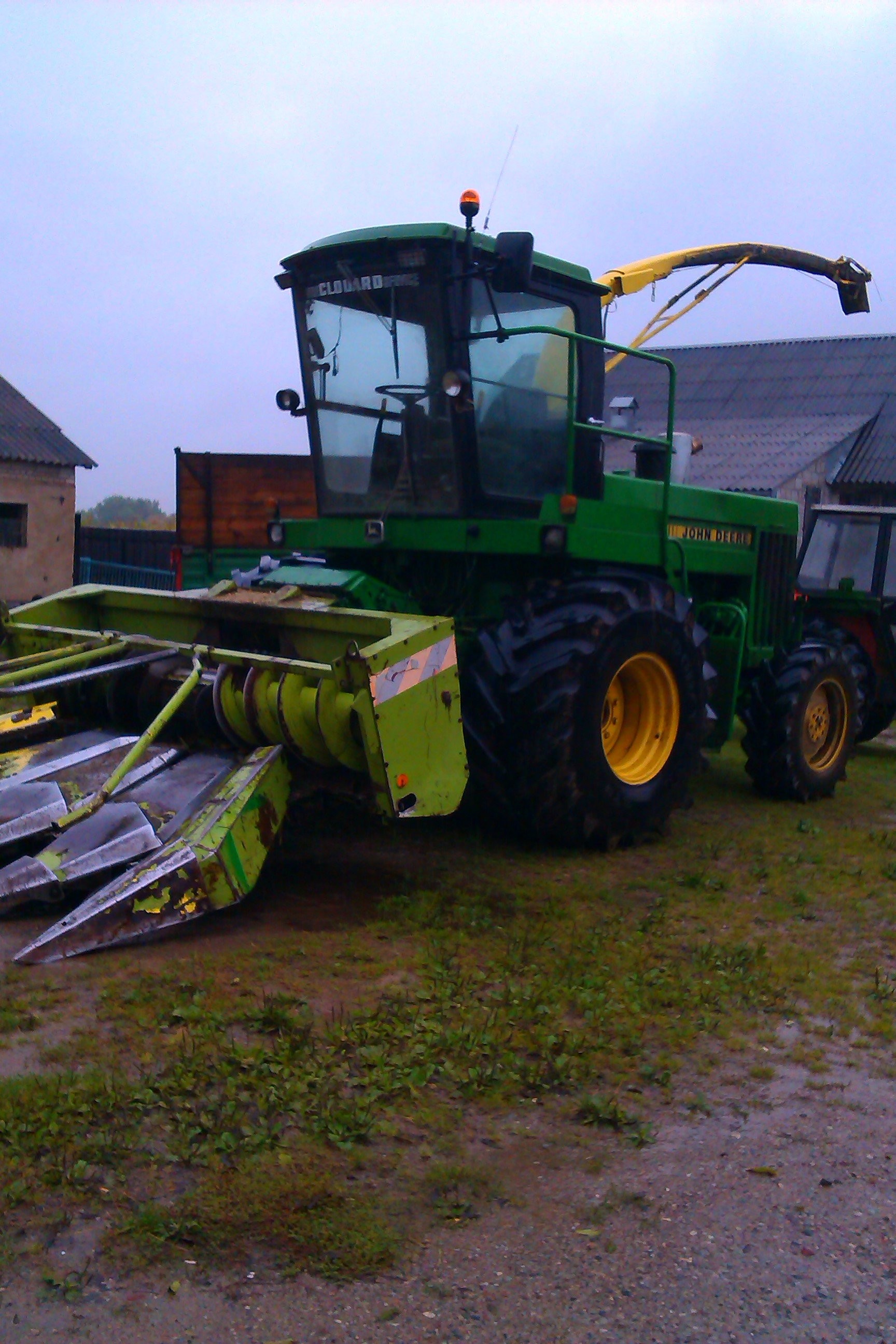 John Deere 5830 - 1990 — zdjęcie 1