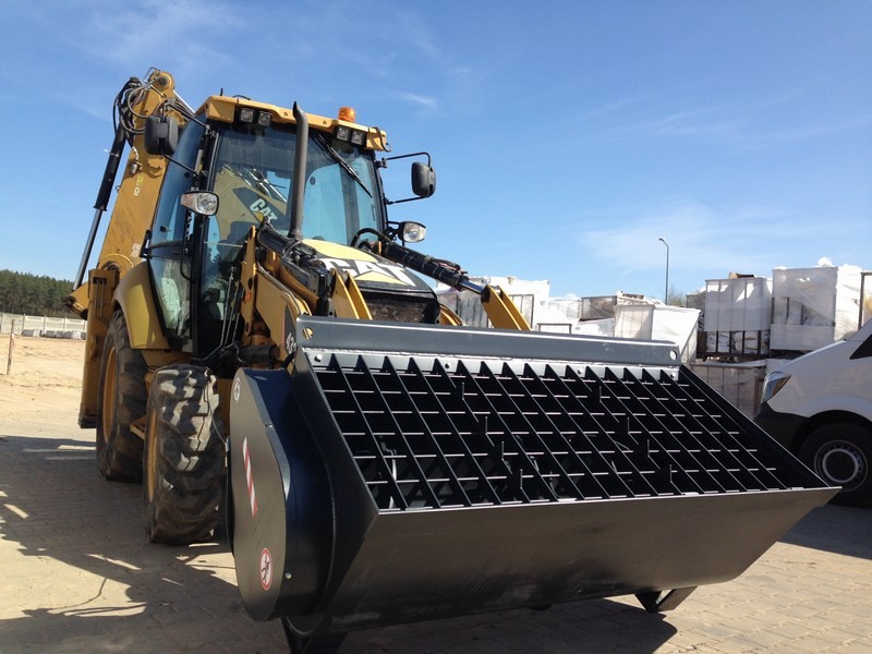 Mieszalnik do betonu do koparko-ładowarki CAT, JCB, KOMATSU, VOLVO — zdjęcie 4