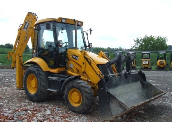 JCB 3CX turbo z roku 2006. — zdjęcie 2