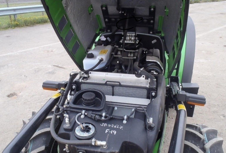 Deutz-Fahr F315 Ciągnik  — zdjęcie 4