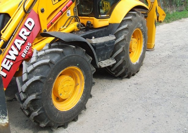 JCB 3CX Contractor z roku 2007 /Torquelock — zdjęcie 2