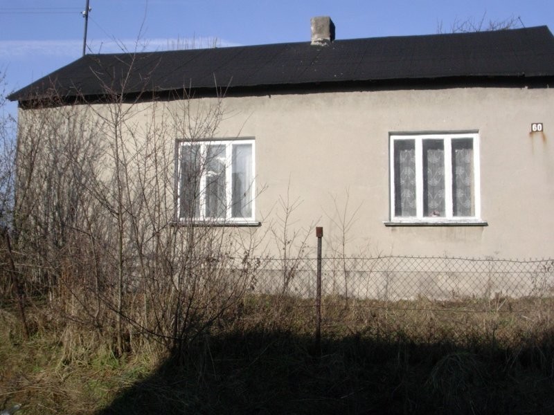 Sprzedam gospodarstwo rolne z zabudowaniami — zdjęcie 2