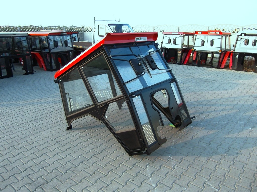 Kabiny  Ciągnikowe  Kabina  C-330 C330 C360 C-360 MTZ  Super  Ceny !!! — zdjęcie 2