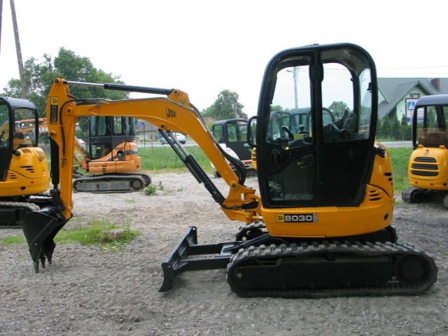 Okazja! Mini Koparka JCB 8030 ZTS 2008 rok — zdjęcie 1