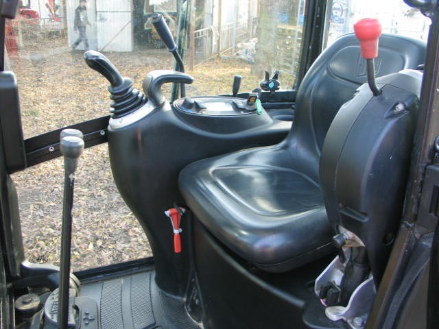 JCB 8018 z 2013 roku - sprzedam minikoparkę Kraków — zdjęcie 5
