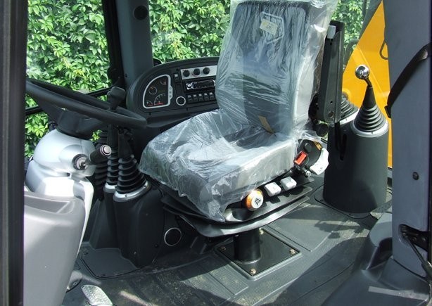 Koparko Ładowarka JCB 4CX z roku 2010 NOWA — zdjęcie 3