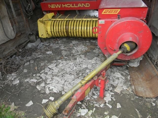 Prasa kostkująca New Holland — zdjęcie 1