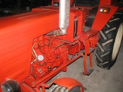 Ciągnik T-25 WŁADYMIREC 600mth. — zdjęcie 1