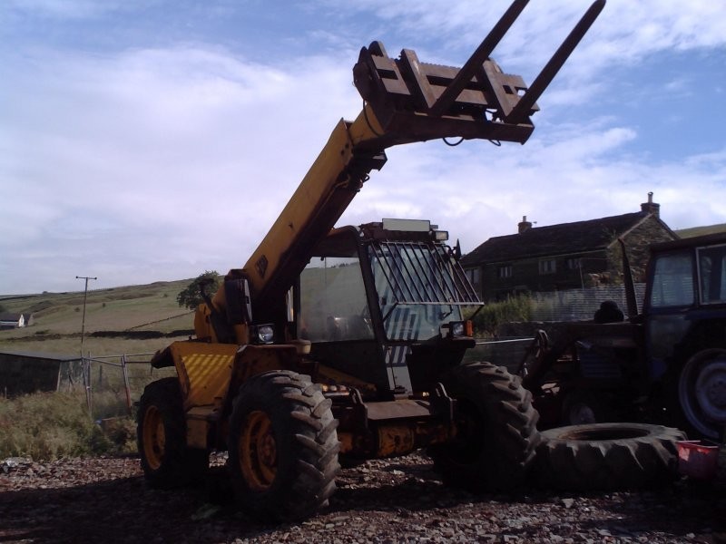 Ładowarka teleskopowa JCB 525 — zdjęcie 2