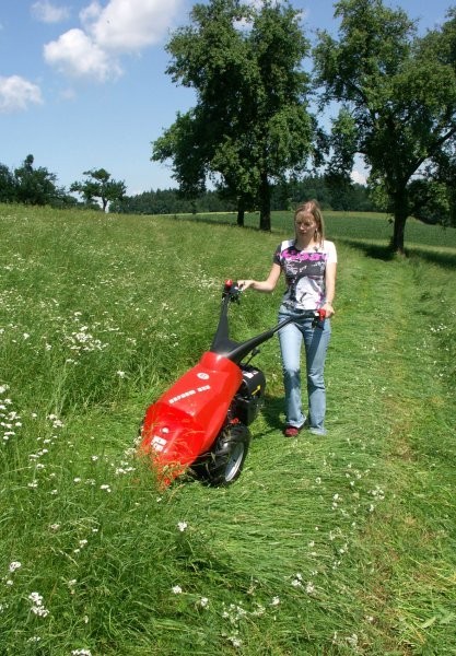 CIĄGNIK JEDNOOSIOWY, ODŚNIEŻARKA, KOSIARKA — zdjęcie 4