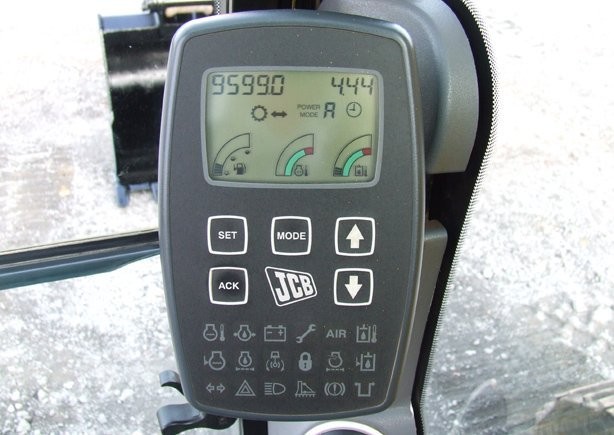Koparka gąsienicowa JCB JS 160 LC z roku 2006-- — zdjęcie 1
