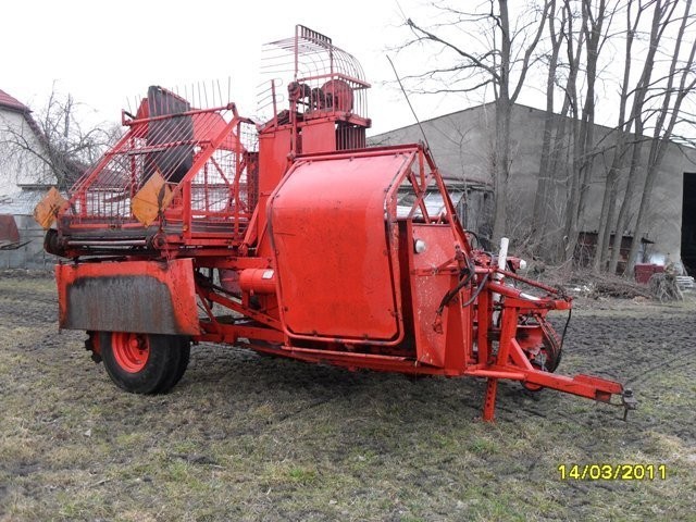Kombajn NEPTUN Z413 — zdjęcie 2