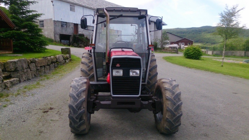 Ciągnik Massey Ferguson 362 — zdjęcie 3
